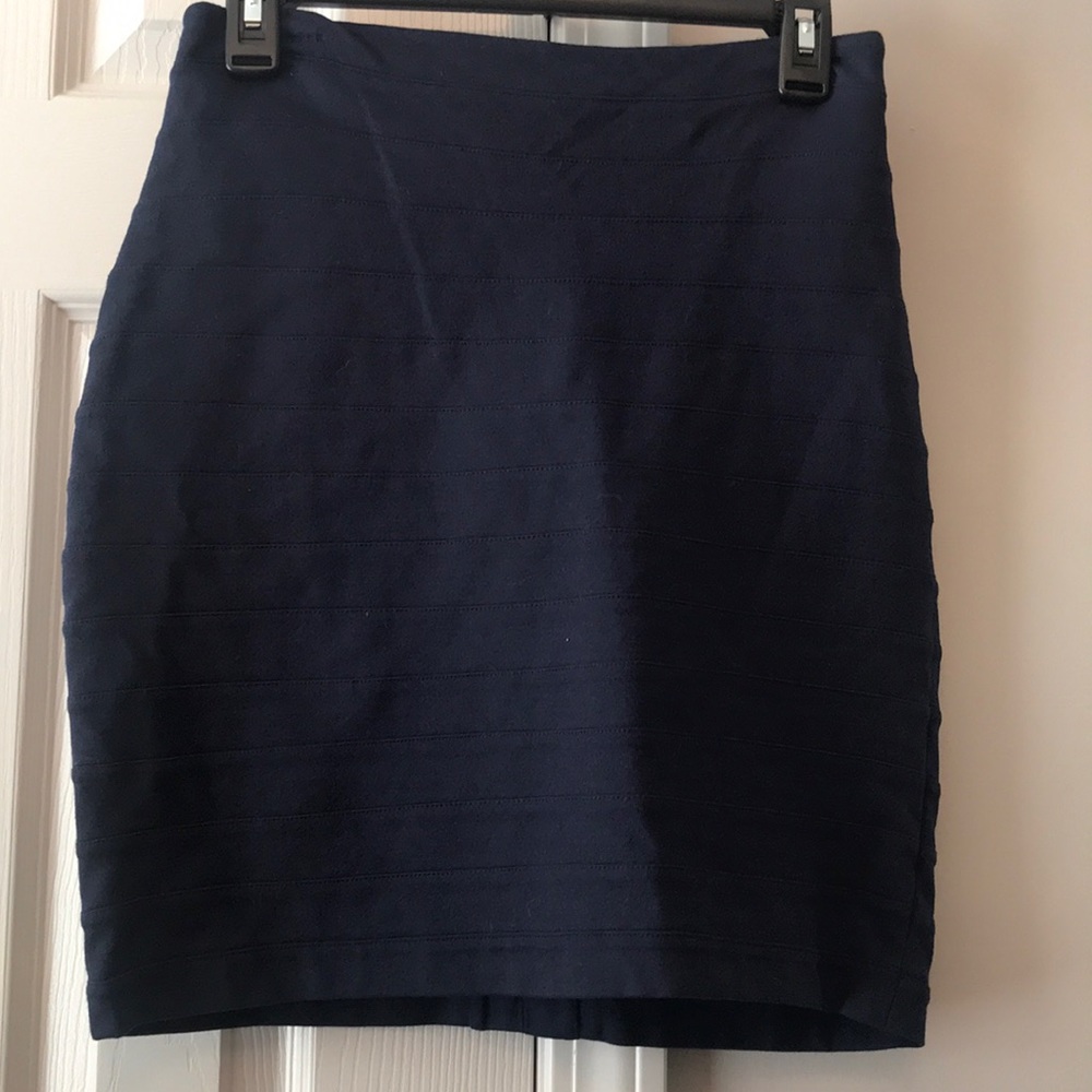 EUC Express navy pencil skirt